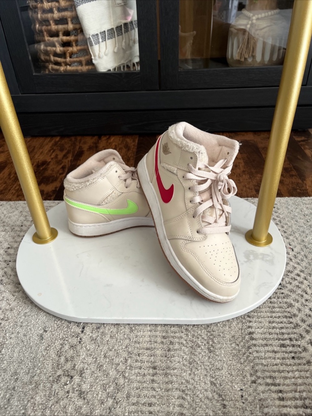 Nike Kids air Jordon 1 Mid-utility fleece sneakers in a pearl color way